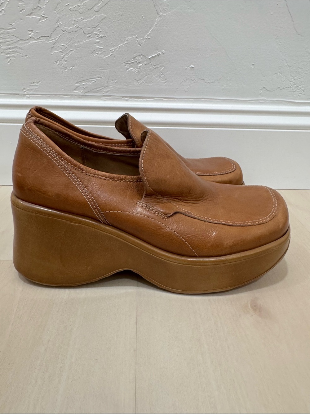 VTG Steve Madden Ink Y2K Tan Leather Chunky Platform Wedge Loafers 10 Vintage